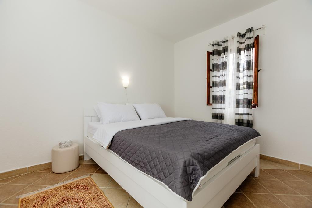 Villa Luxury Stone On The Sea With Private Pool And View Kotor Exterior photo